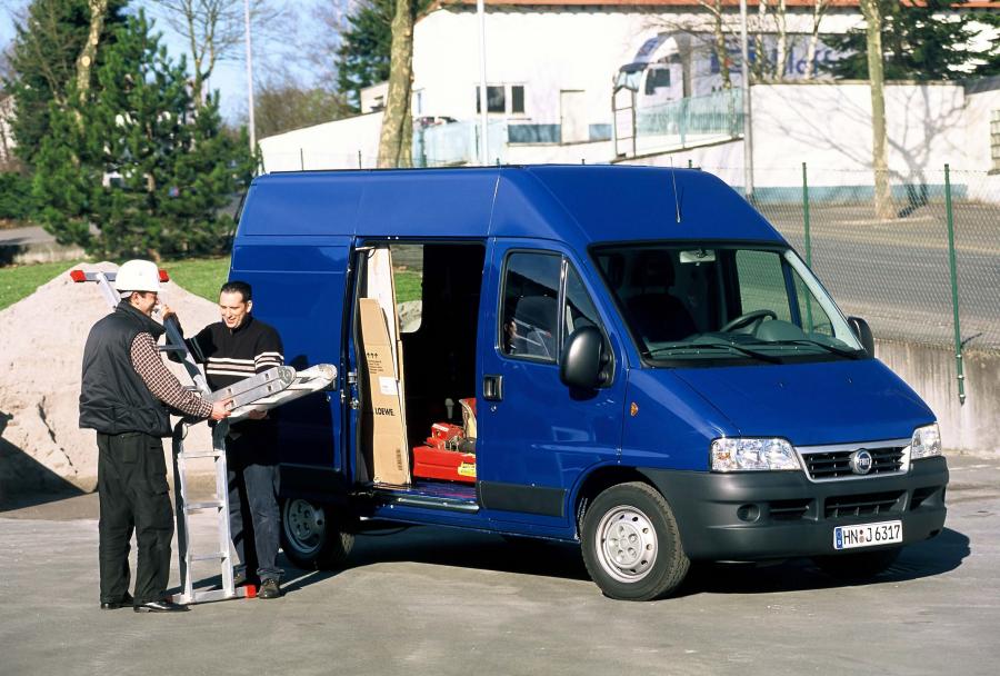  Fiat Ducato SWB Hi Cube Van (244) 2002 года  (WW) (фото 1 из 4)